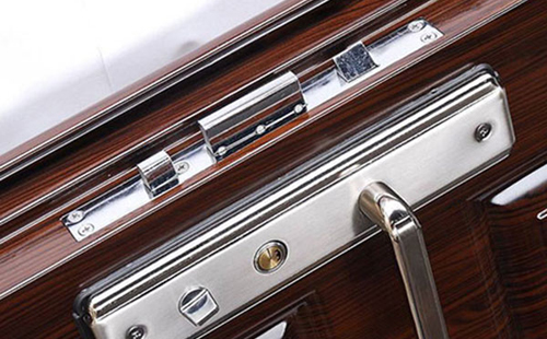 高港24小时上门开锁公司