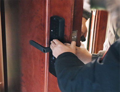 高港24小时上门开锁公司
